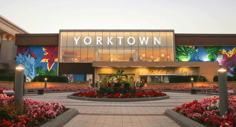 yorktown_center_entrance_with_mural
